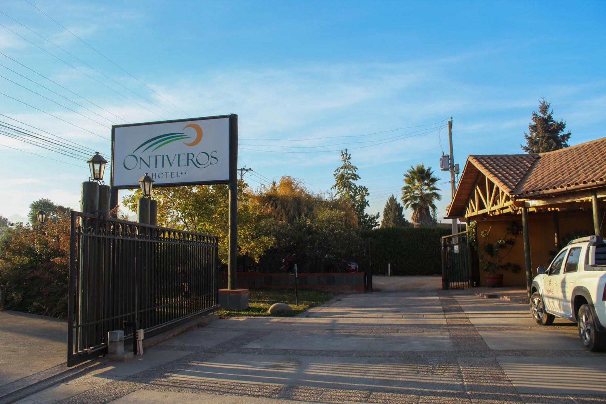Hotel Ontiveros San Fernando Exterior photo